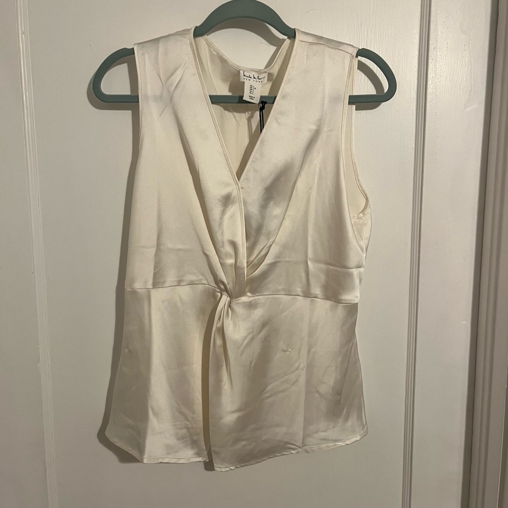 Nicole Miller Off White Sleeveless Blouse NWT
